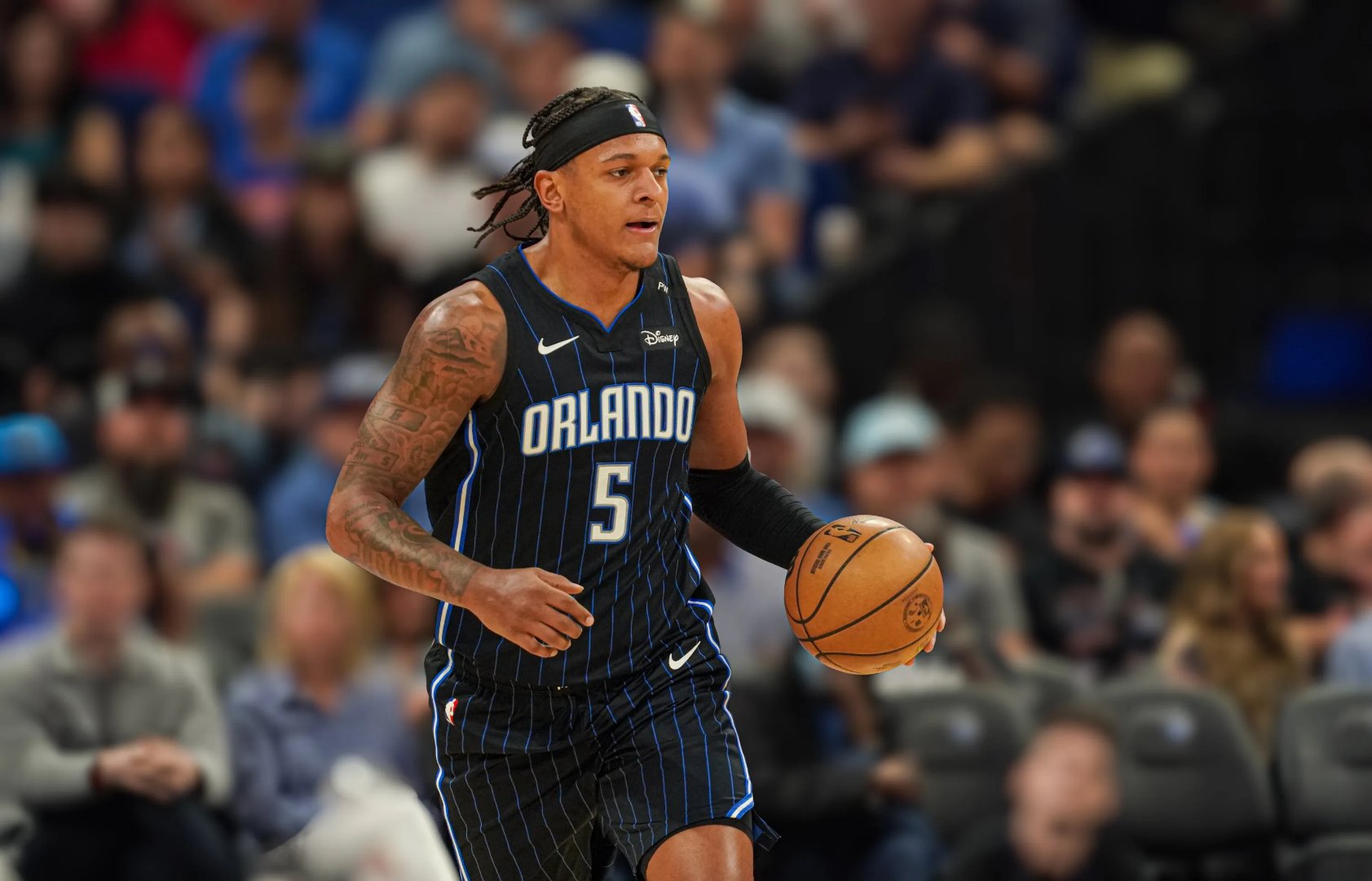 东契奇重返赛场，败北首场状态出色，MAD观众沸腾！体育科技领导者